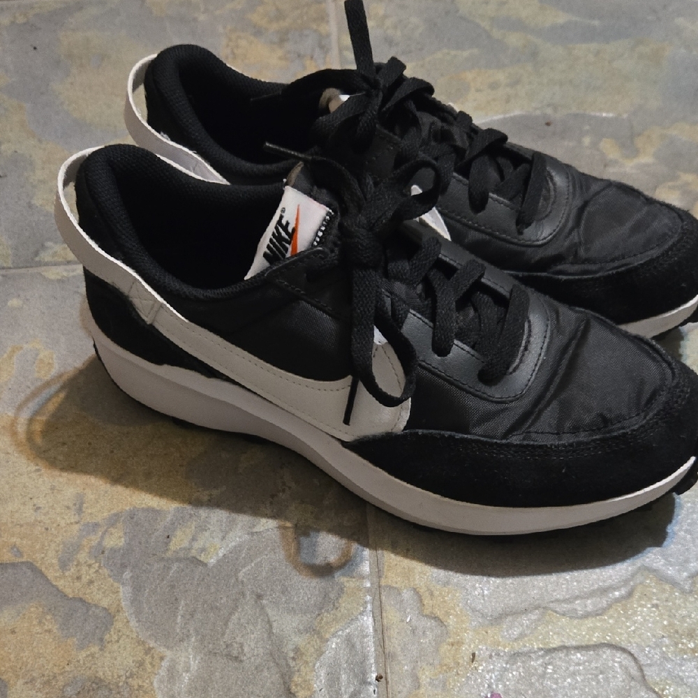 Nike Black and White Athletic Shoes
